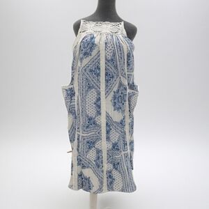 Olivaceous Blue and White Floral Dress
